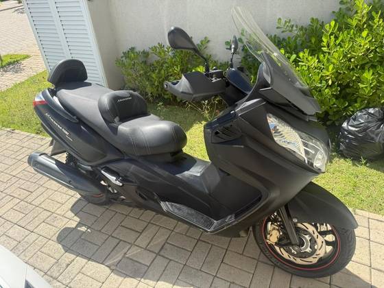 DAFRA MAXSYM 400i 